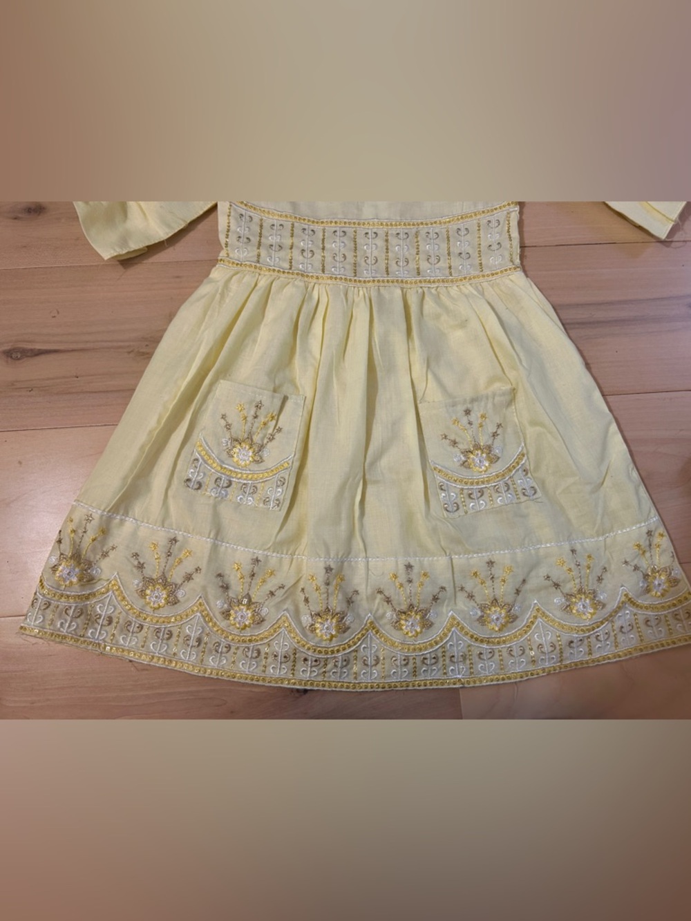 AQSA Metallic Embroidery & Sequins,Made In Pakistan, Pockets, Yellow/Gold/Silver - Picture 8 of 11